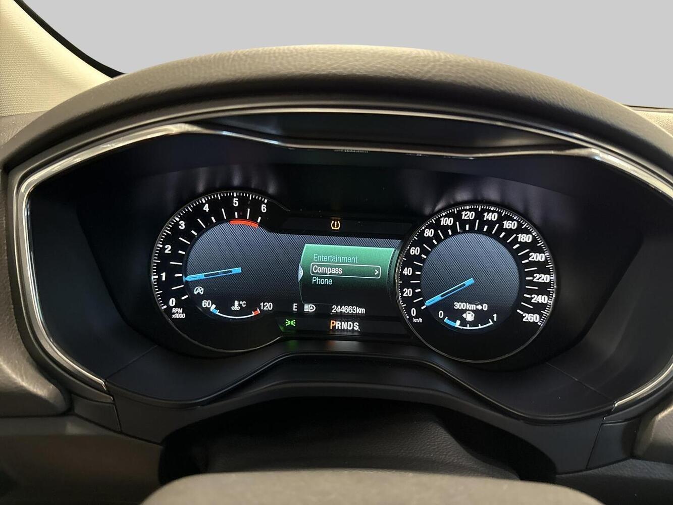 Ford Mondeo vaihtoauto