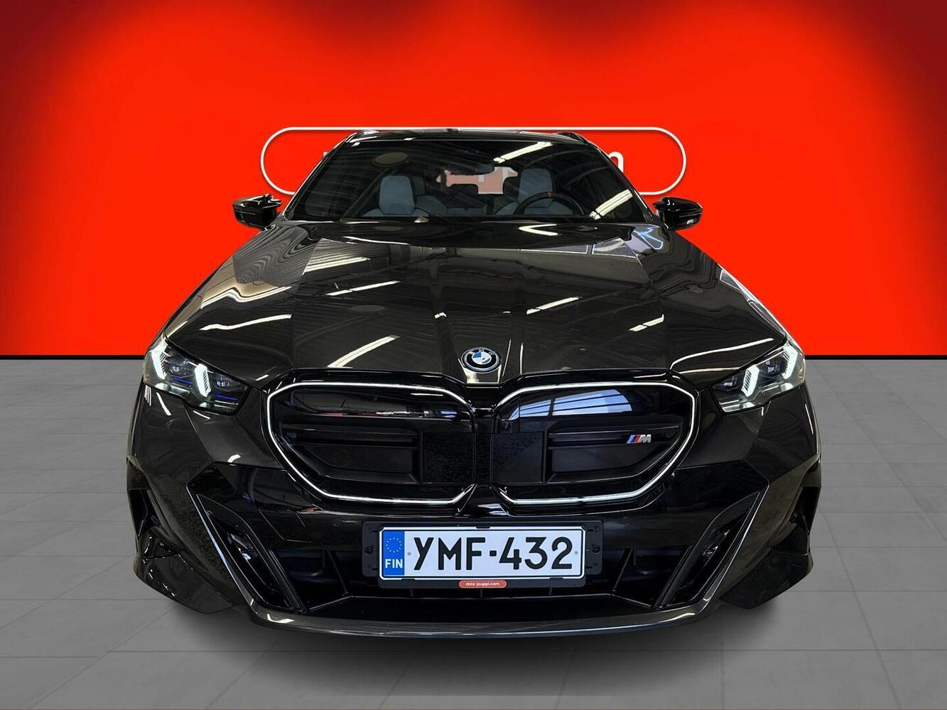 BMW i5 M60 vaihtoauto