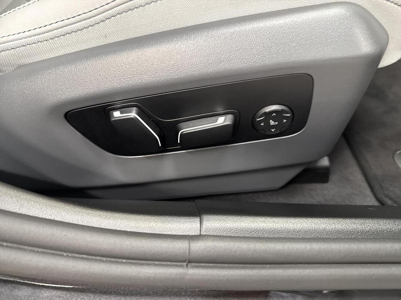 BMW i5 M60 vaihtoauto