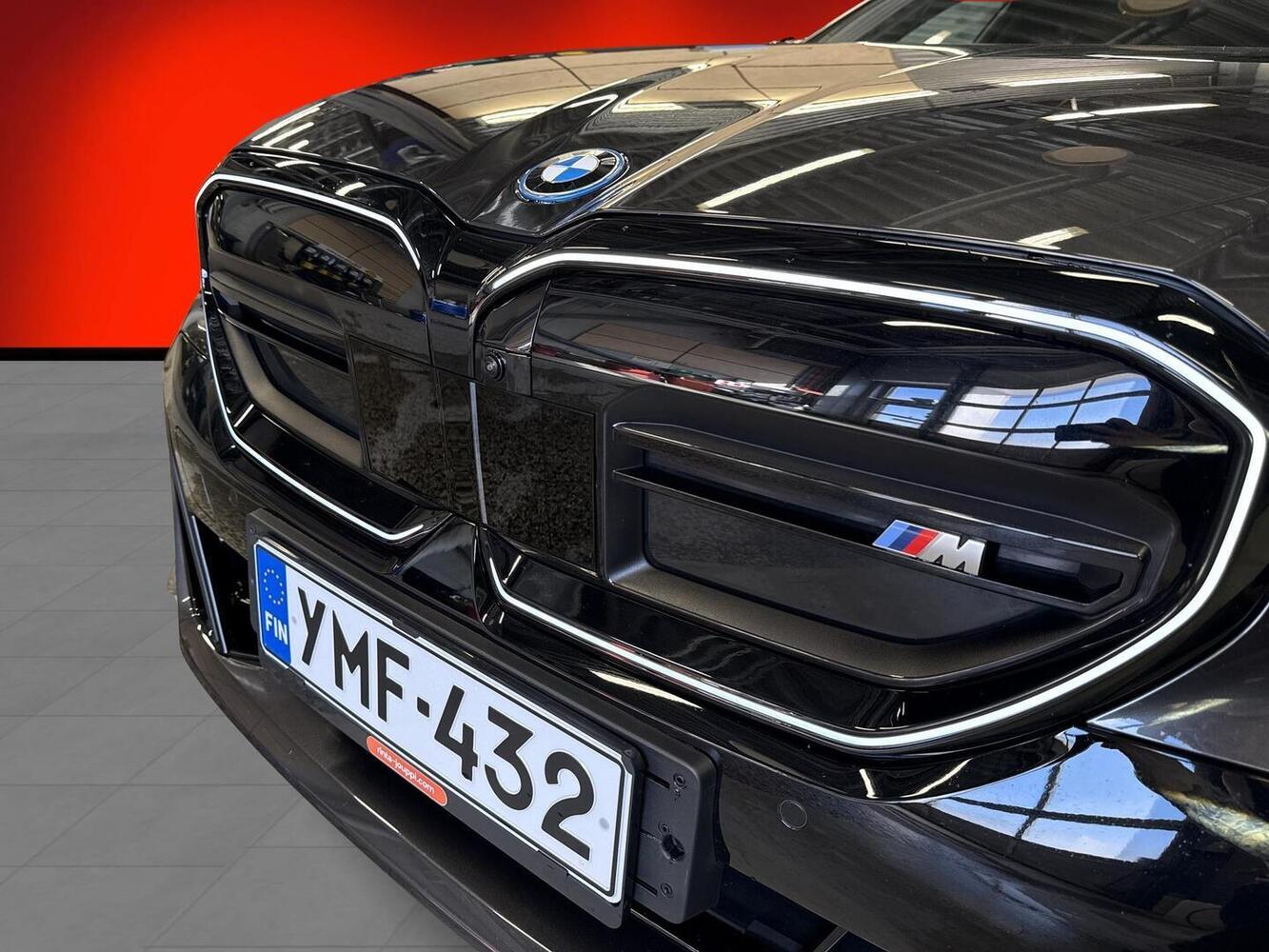 BMW i5 M60 vaihtoauto