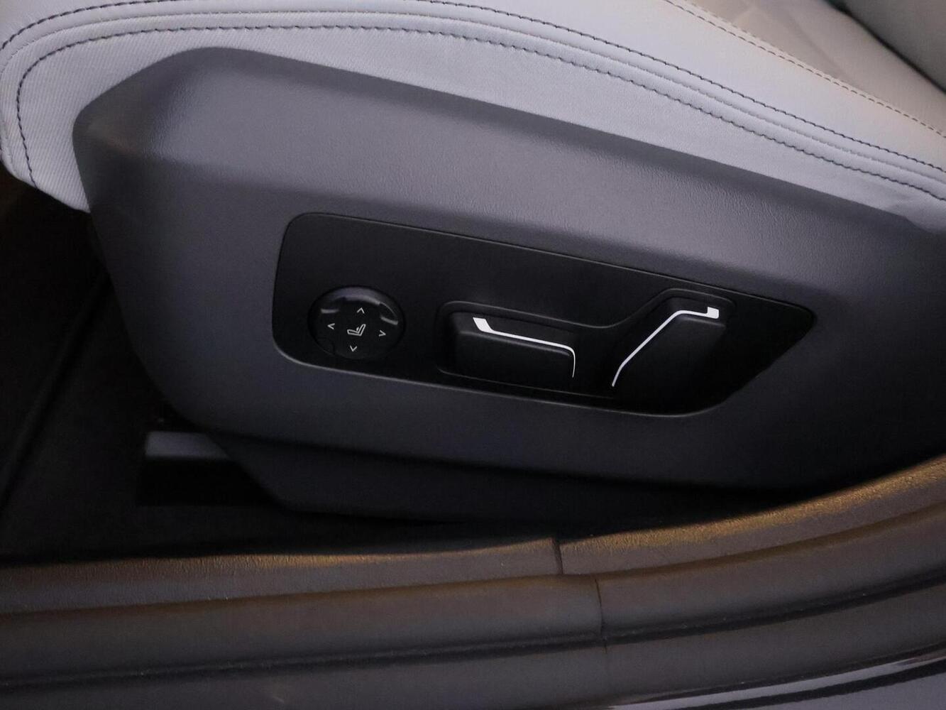 BMW i5 M60 vaihtoauto