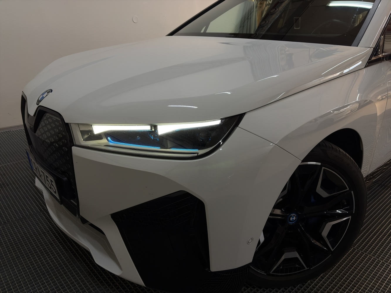 BMW iX vaihtoauto
