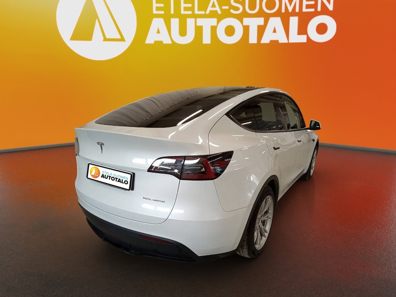 Tesla Model Y vaihtoauto