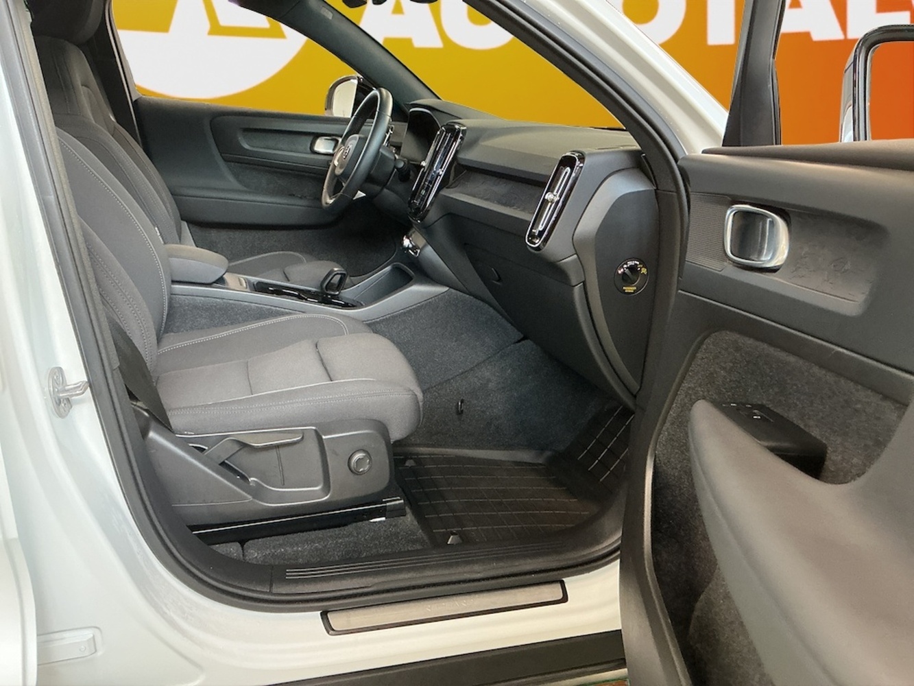 Volvo C40 vaihtoauto