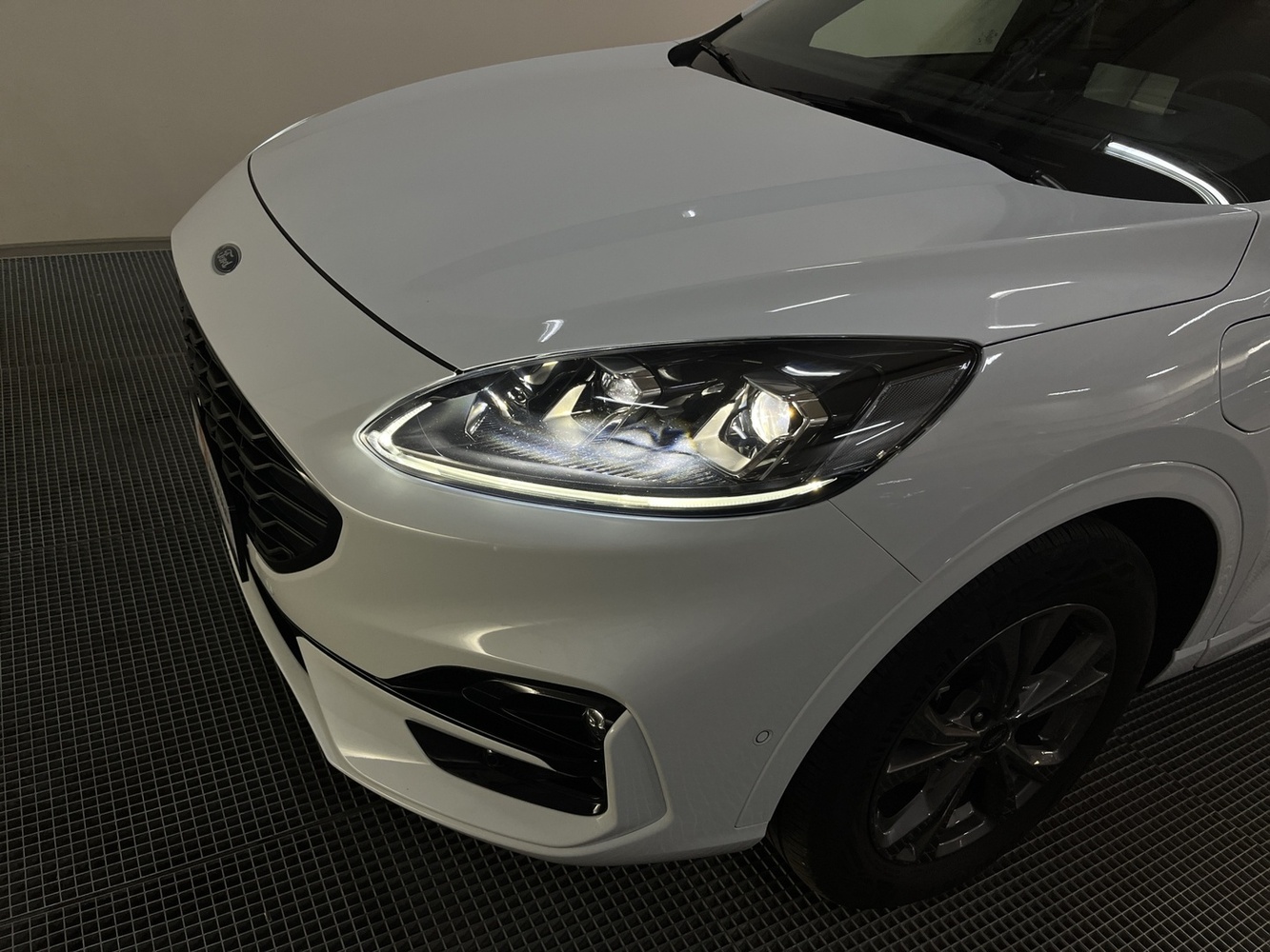 Ford Kuga vaihtoauto