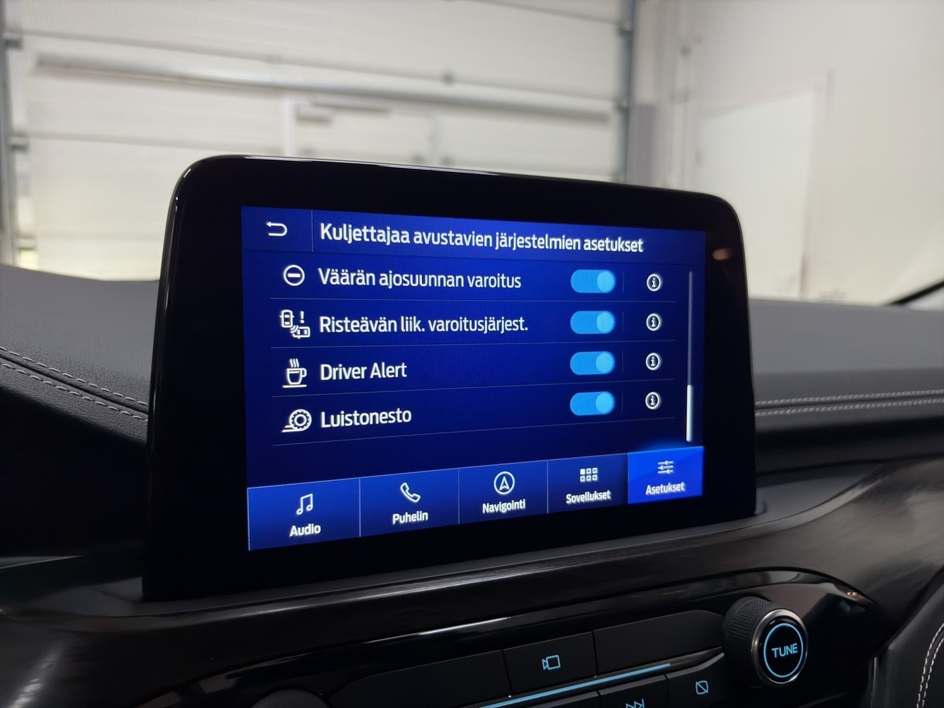 Ford Kuga vaihtoauto