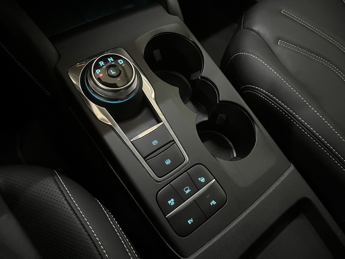 Ford Kuga vaihtoauto