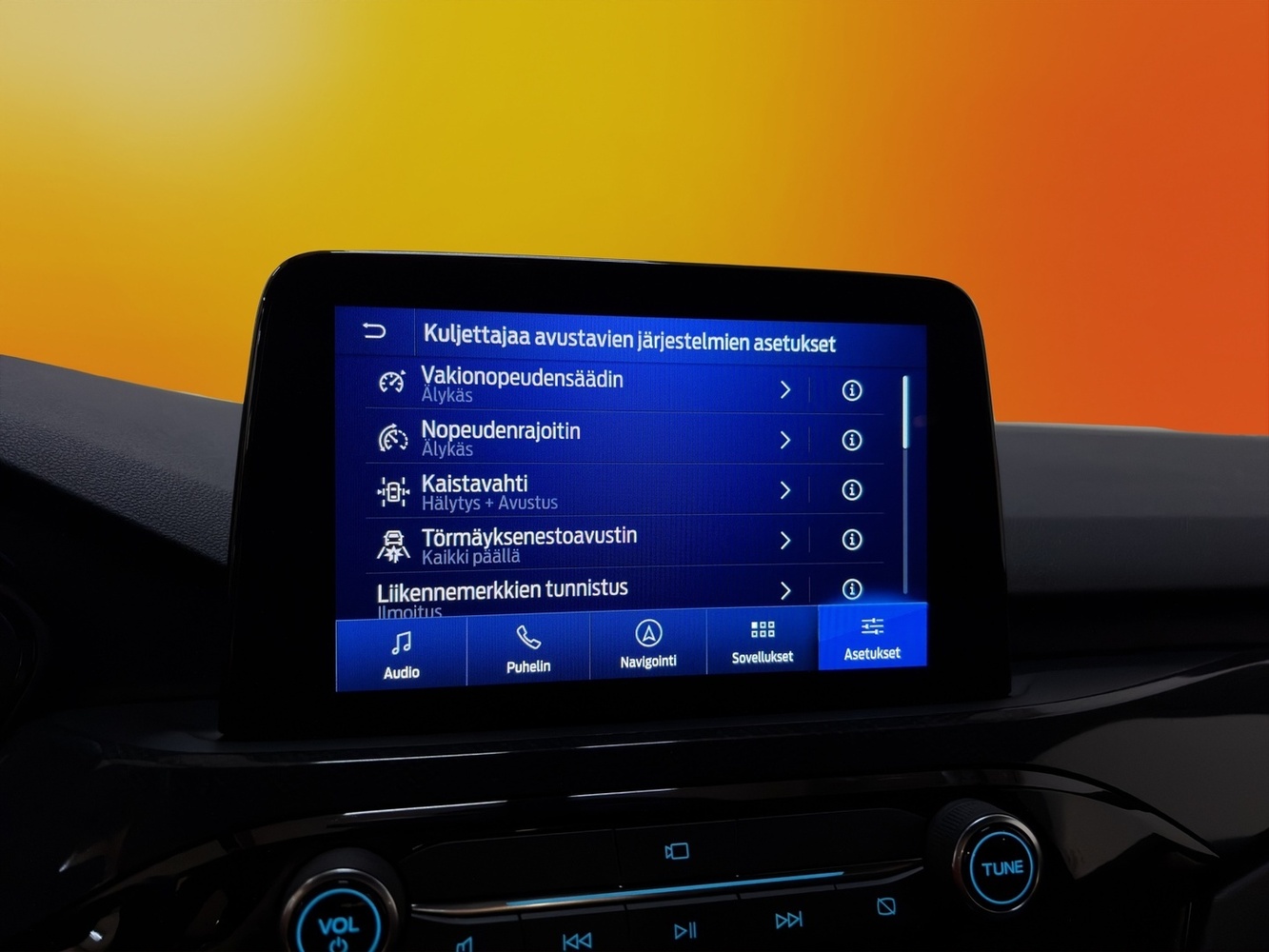 Ford Kuga vaihtoauto