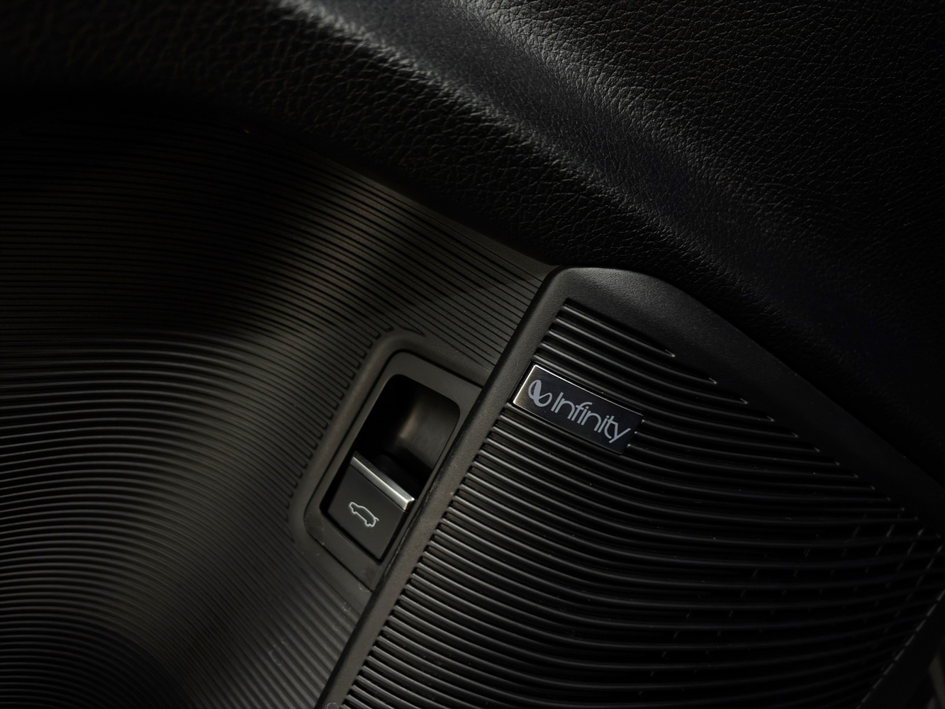 BYD Seal U DM-i vaihtoauto