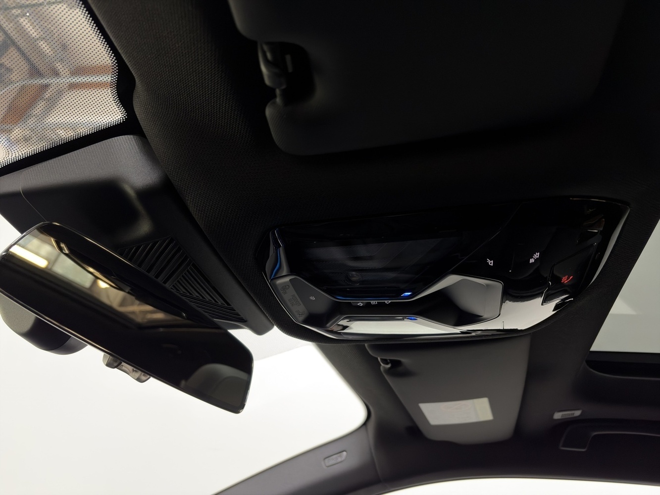 BMW i5 M60 vaihtoauto