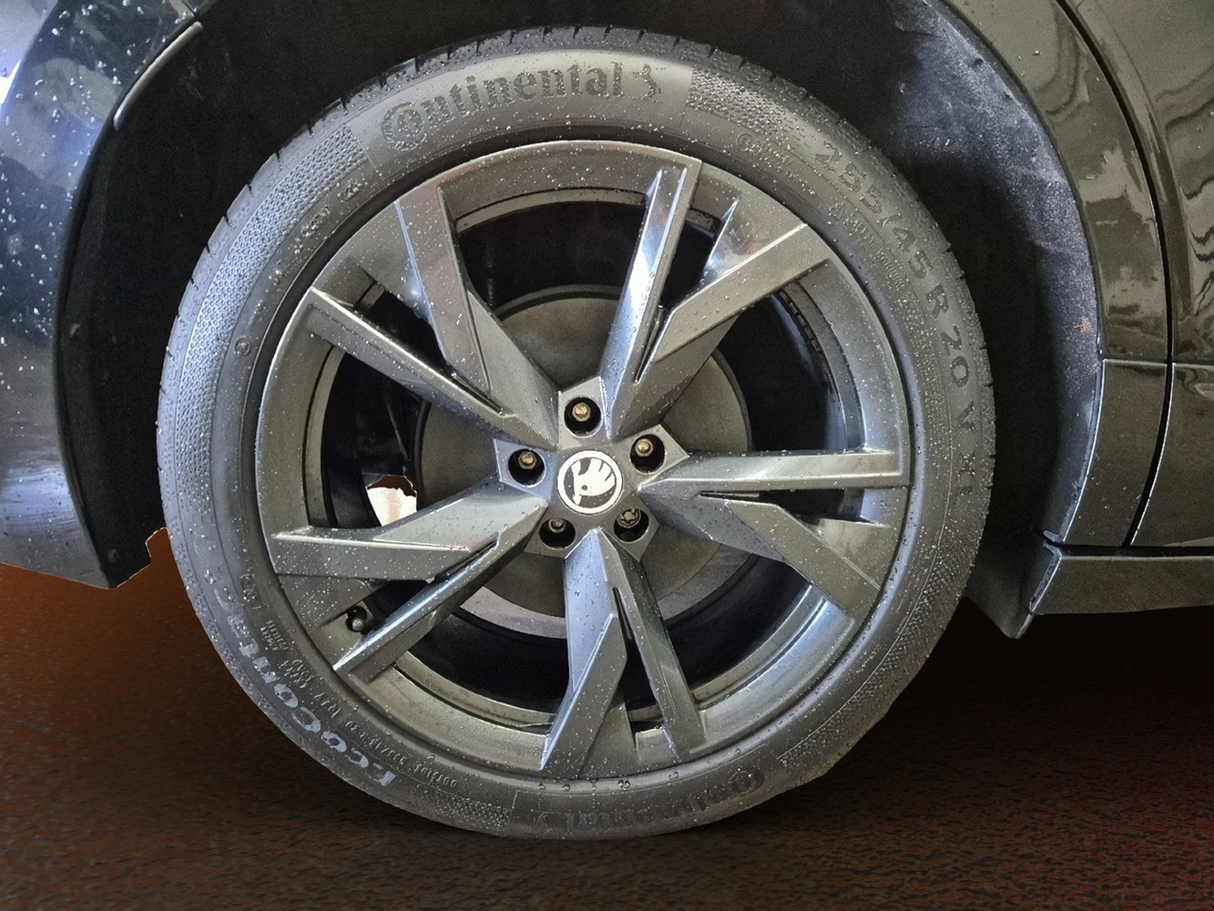 Skoda Enyaq vaihtoauto