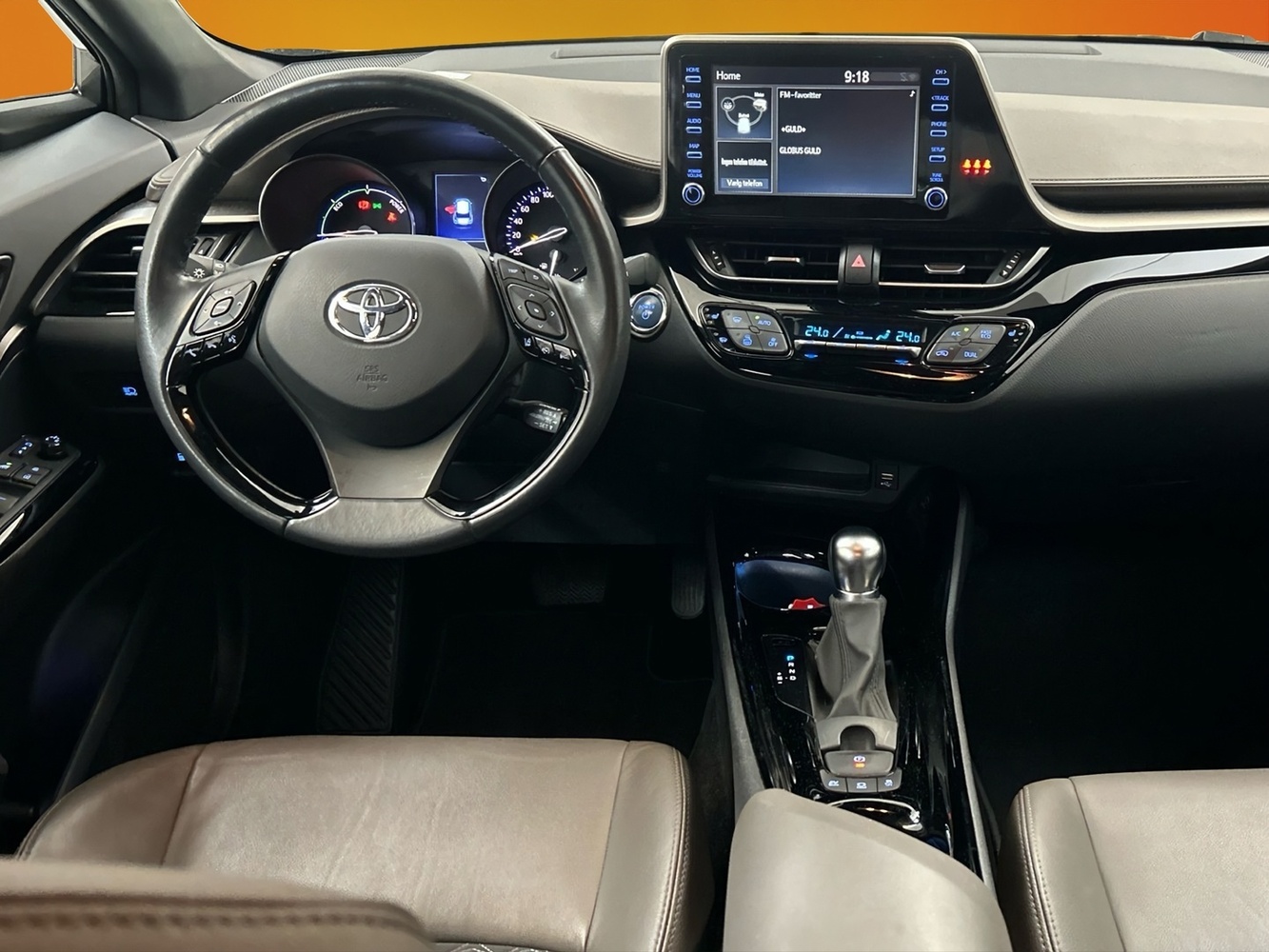 Toyota C-HR vaihtoauto
