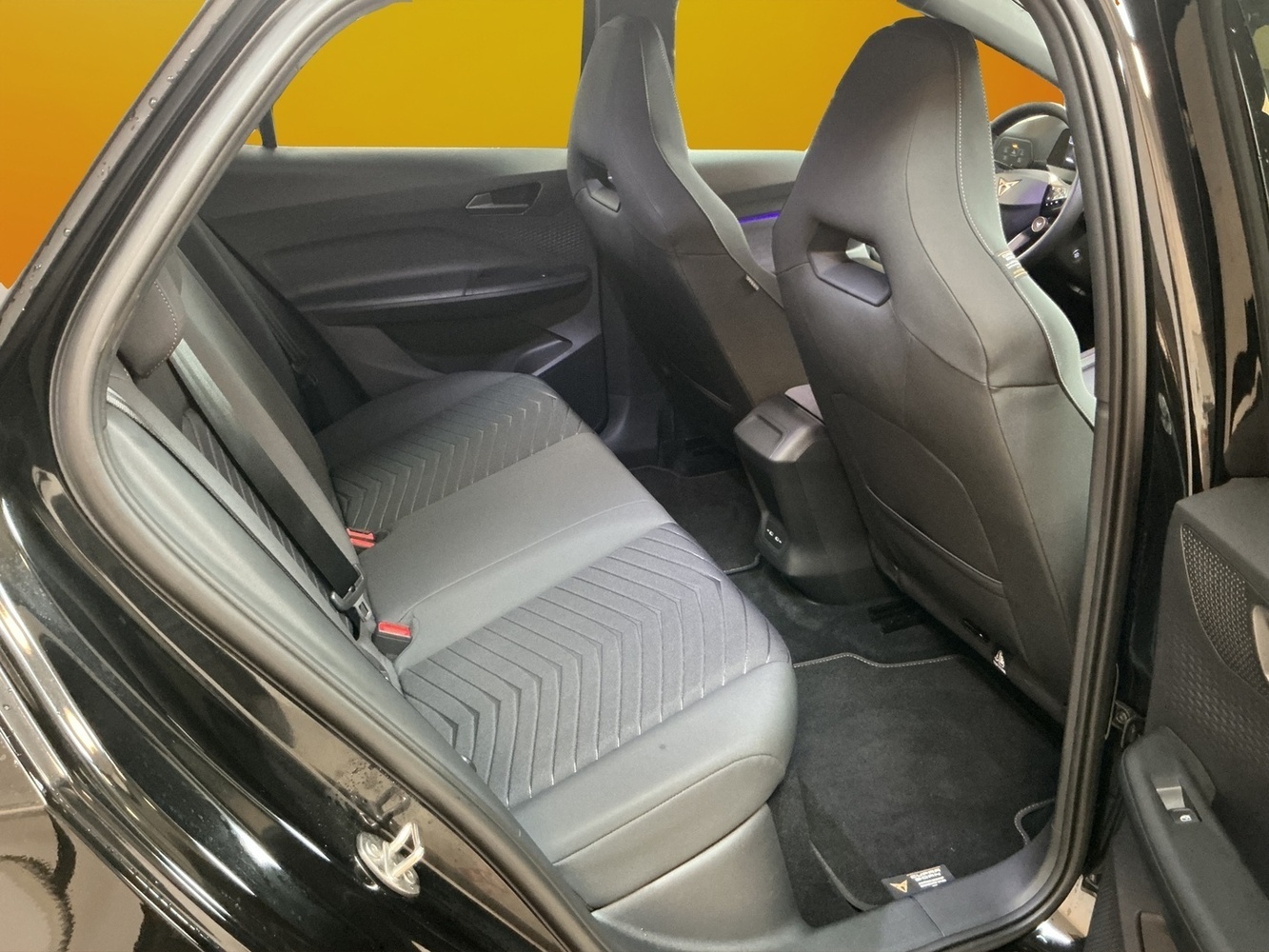 Cupra Born vaihtoauto