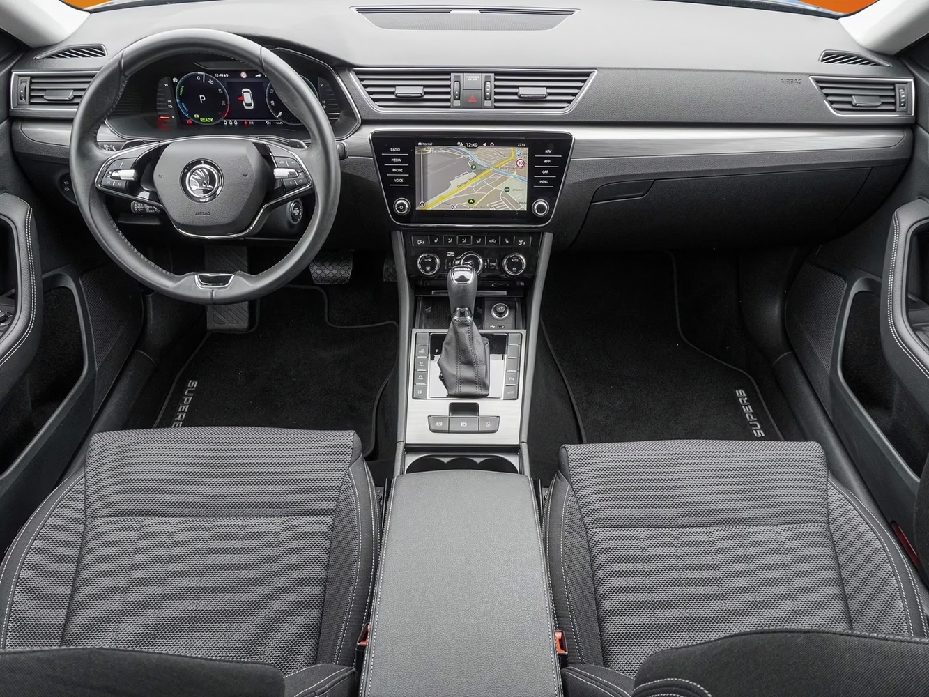 Skoda Superb vaihtoauto