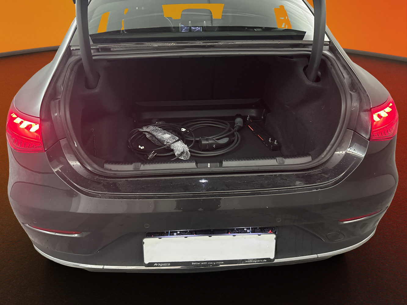 Mercedes-Benz EQE vaihtoauto