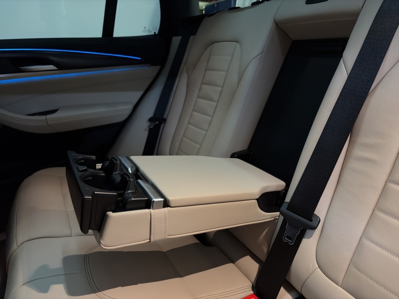 BMW iX3 vaihtoauto