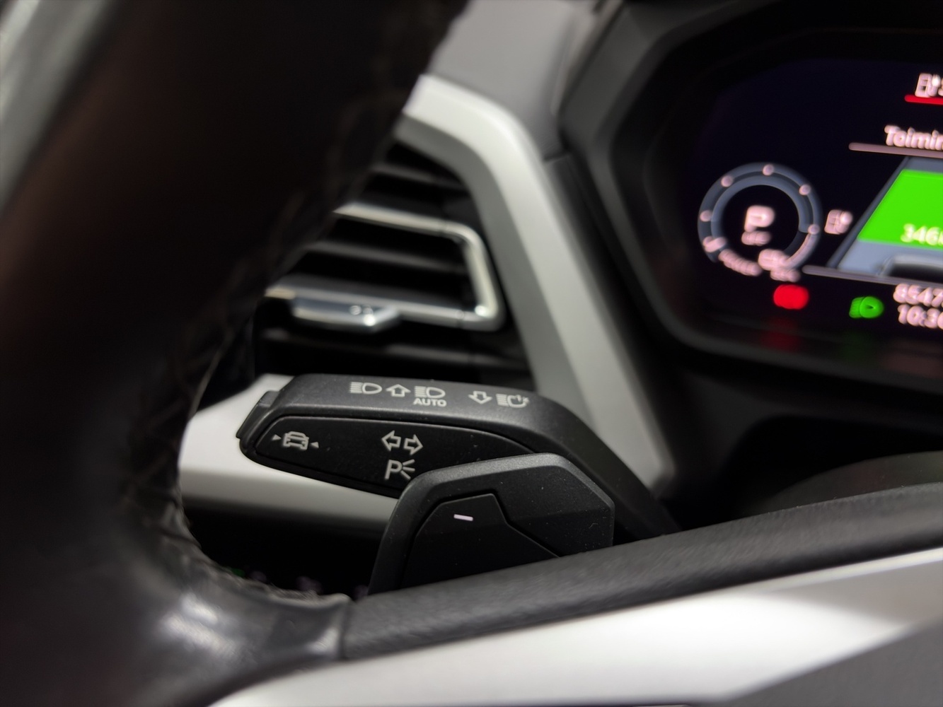 Audi Q4 e-tron vaihtoauto