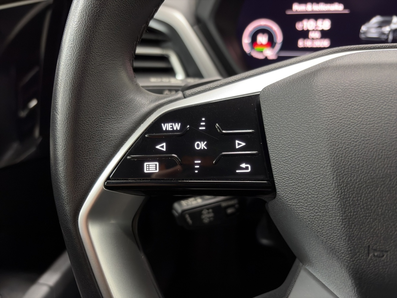 Audi Q4 e-tron vaihtoauto