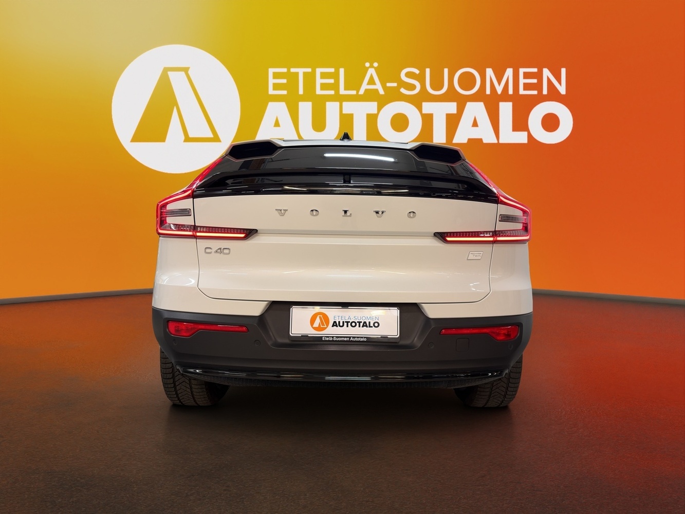 Volvo C40 vaihtoauto