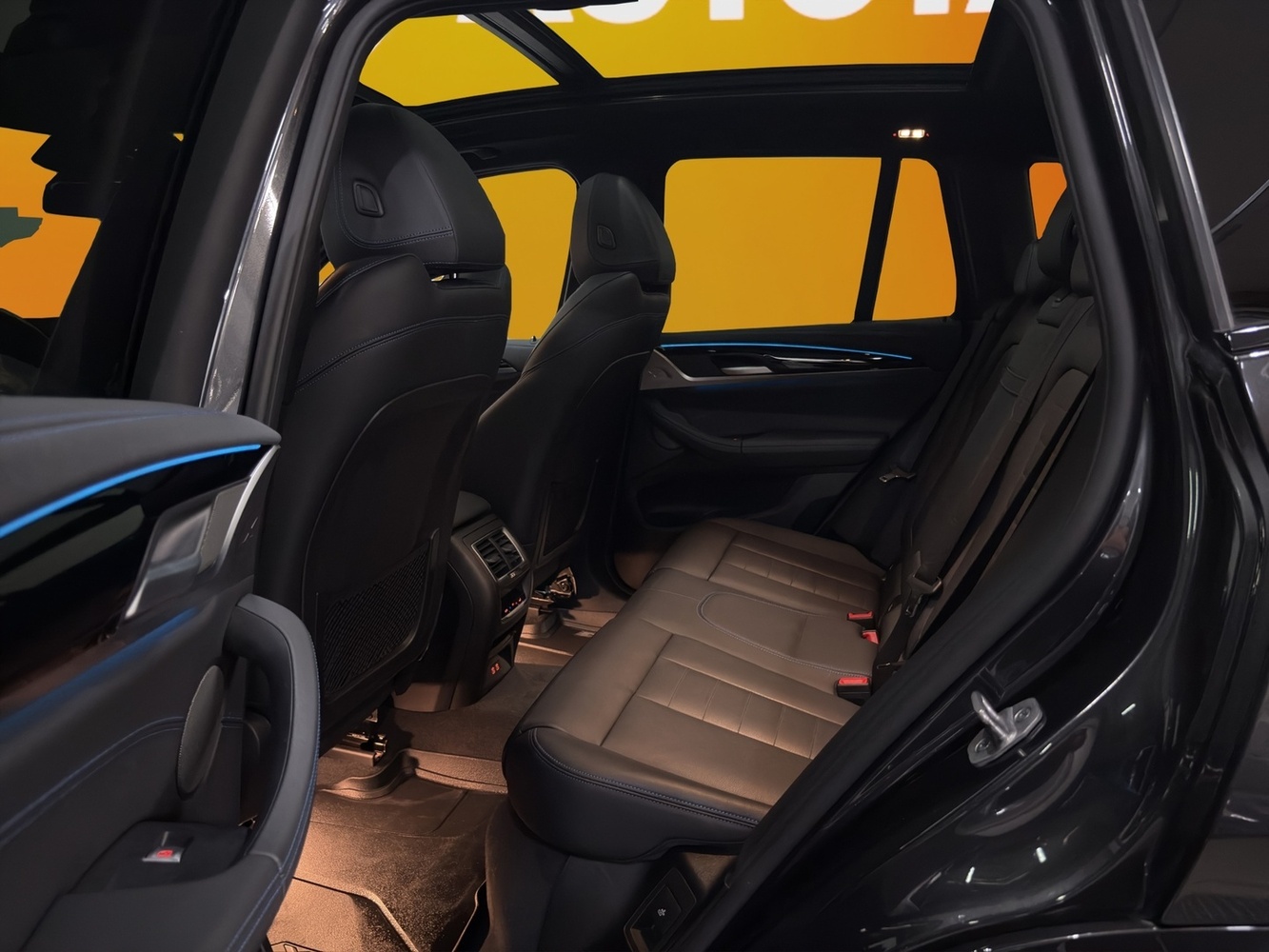 BMW iX3 vaihtoauto