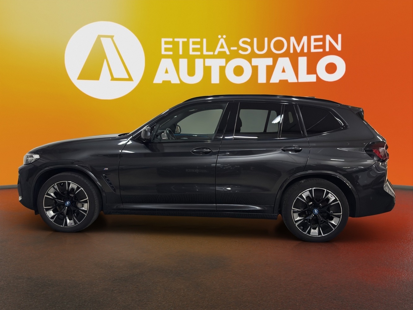 BMW iX3 vaihtoauto