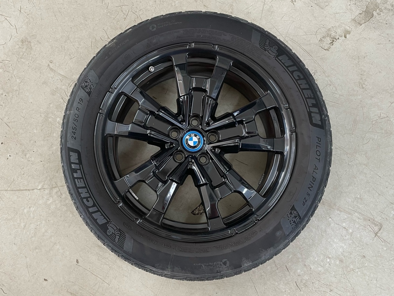 BMW iX3 vaihtoauto