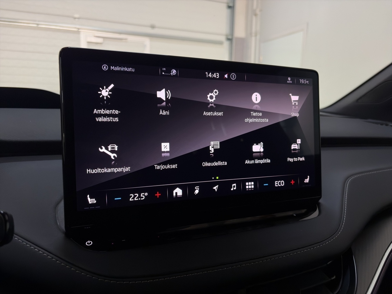 Skoda Enyaq vaihtoauto
