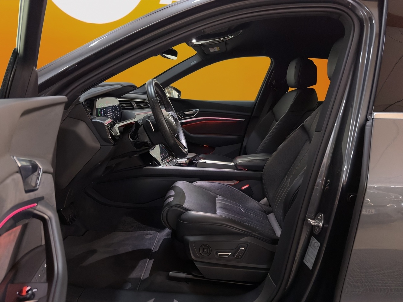 Audi e-tron vaihtoauto