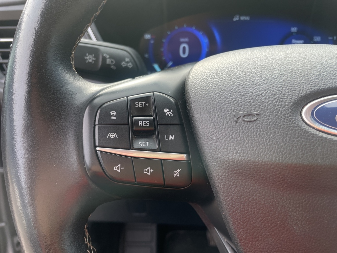 Ford Kuga vaihtoauto