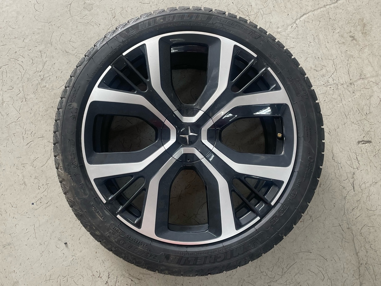 Polestar 2 vaihtoauto