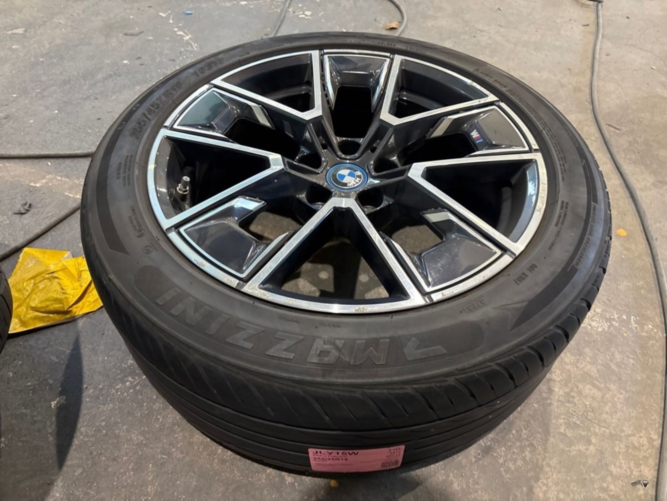 BMW i4 vaihtoauto