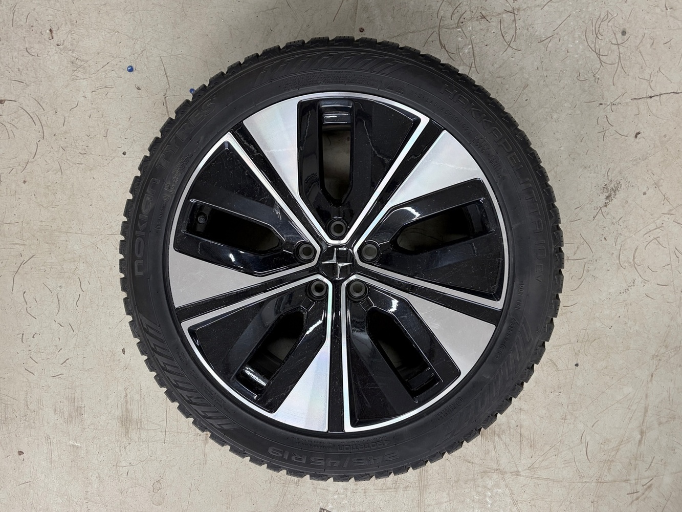 Polestar 2 vaihtoauto