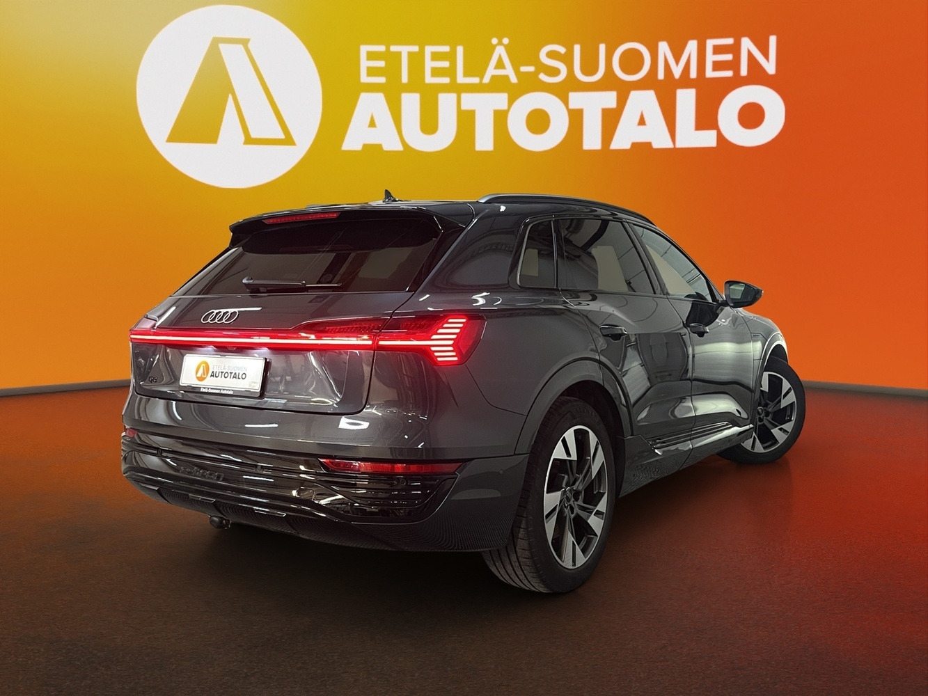 Audi Q8 e-tron vaihtoauto