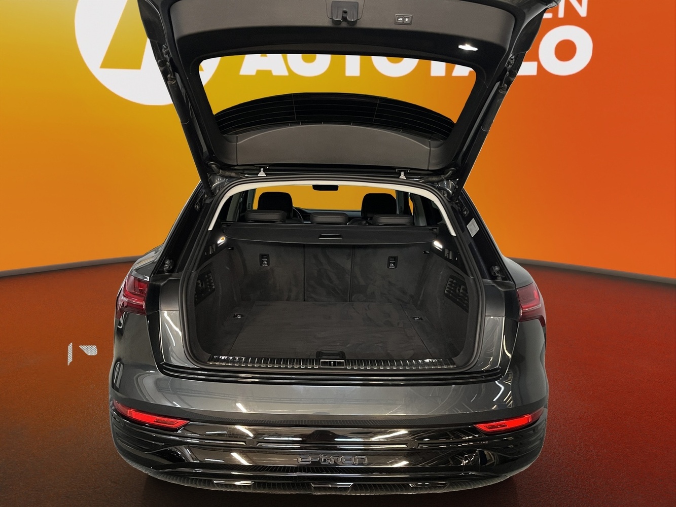 Audi Q8 e-tron vaihtoauto