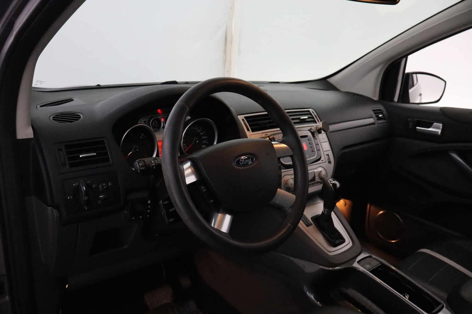 Ford Kuga vaihtoauto