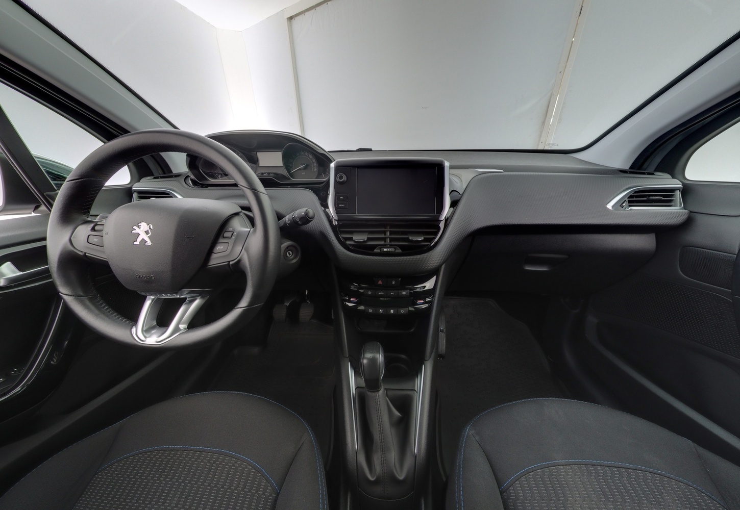 Peugeot 208 vaihtoauto