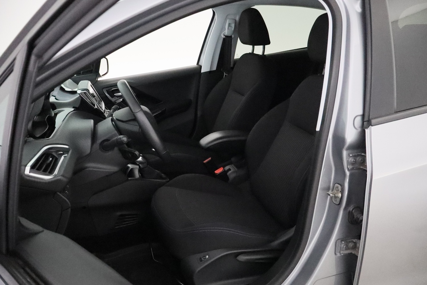 Peugeot 208 vaihtoauto