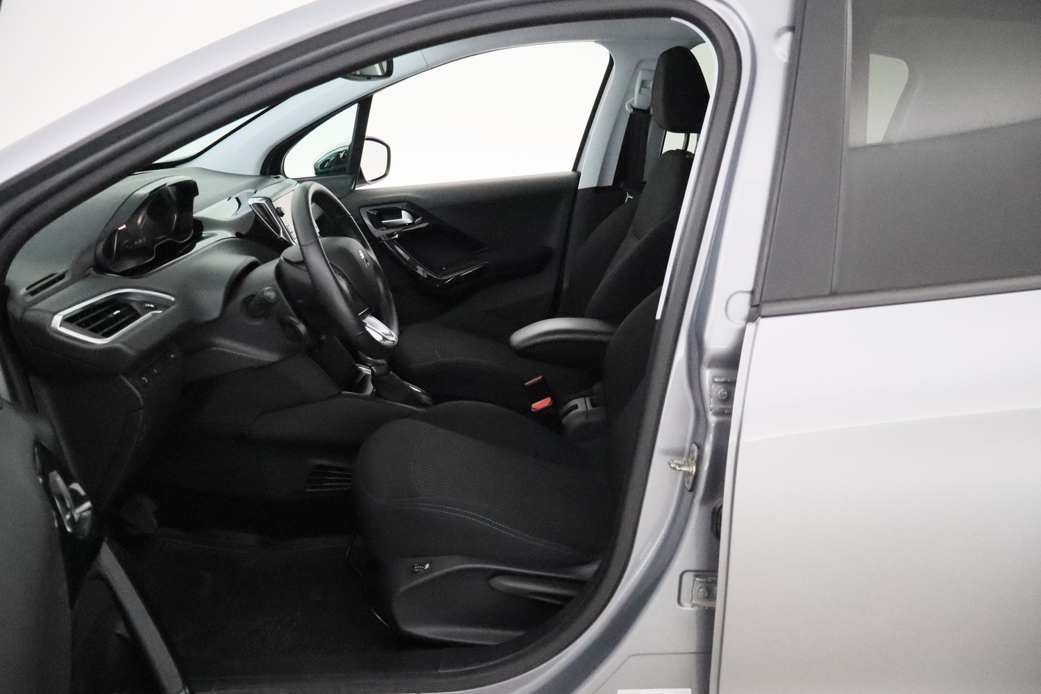 Peugeot 208 vaihtoauto