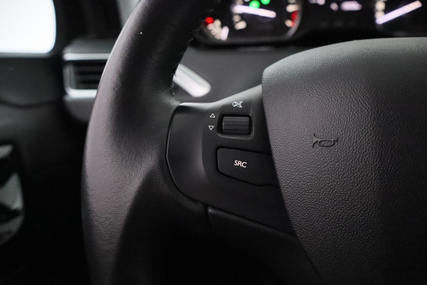 Peugeot 208 vaihtoauto