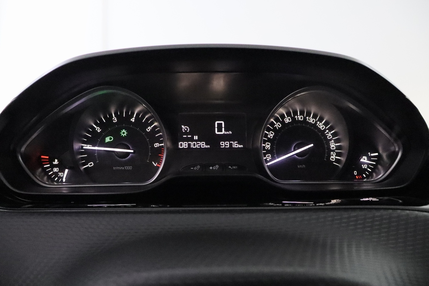 Peugeot 208 vaihtoauto