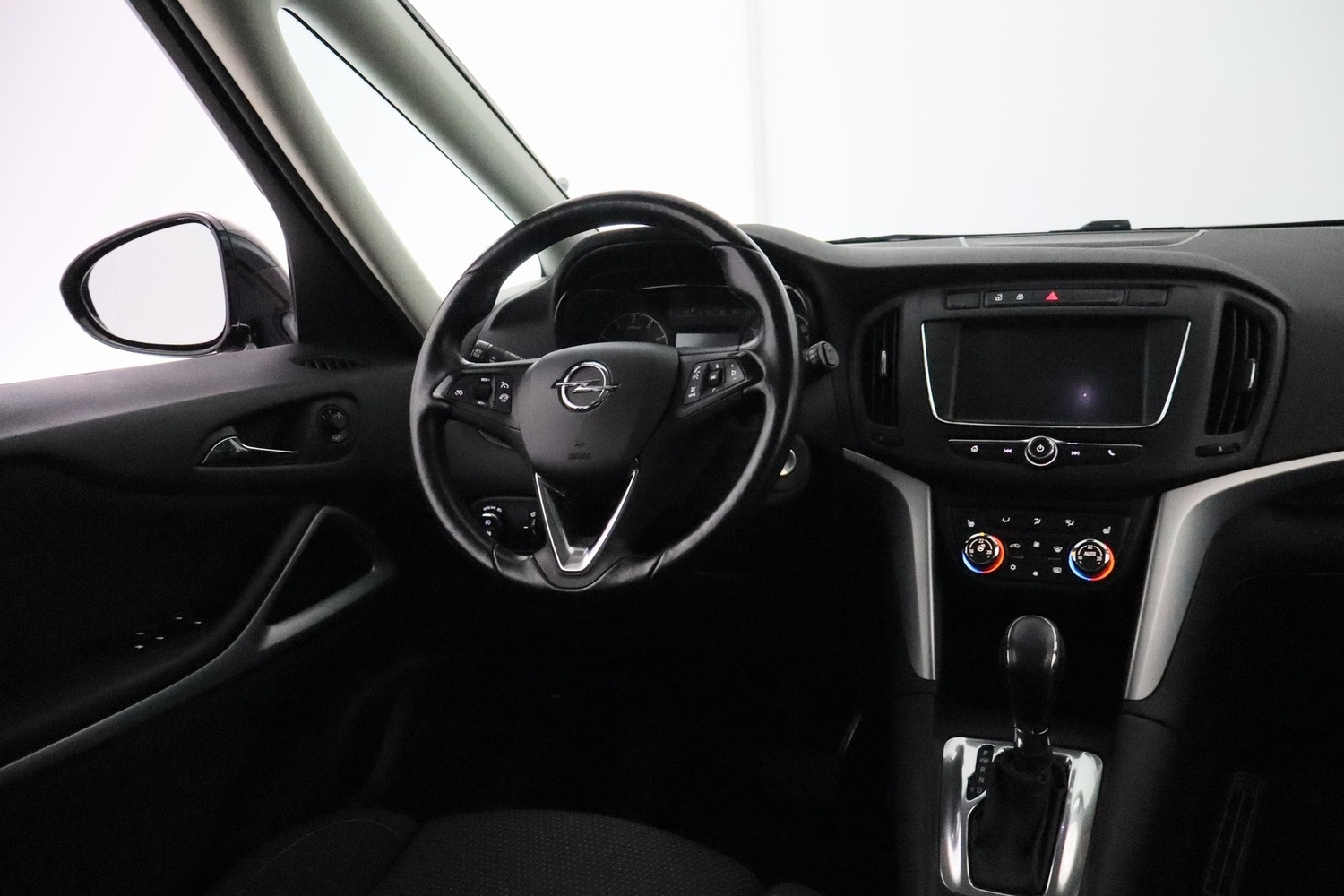 Opel Zafira vaihtoauto