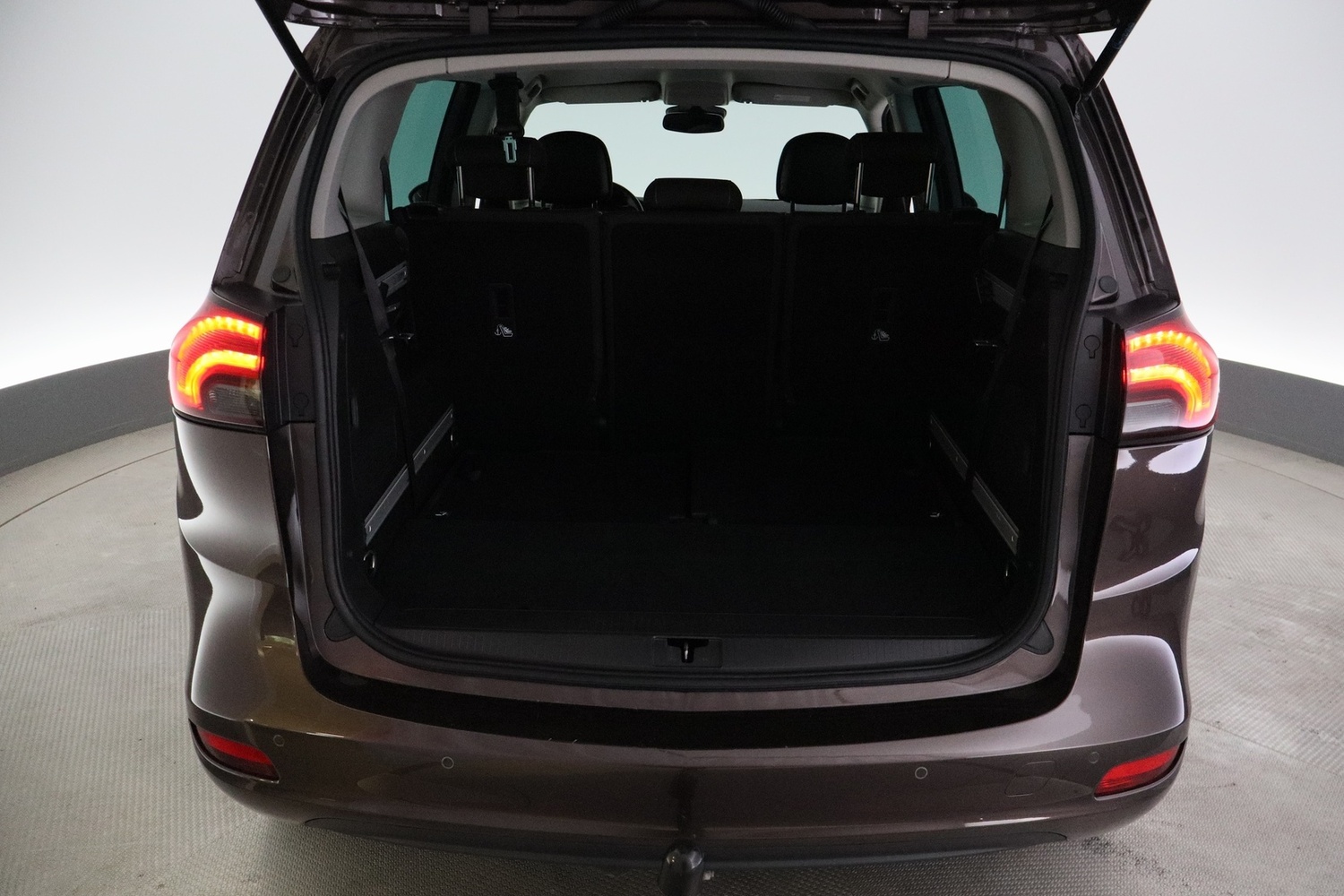 Opel Zafira vaihtoauto