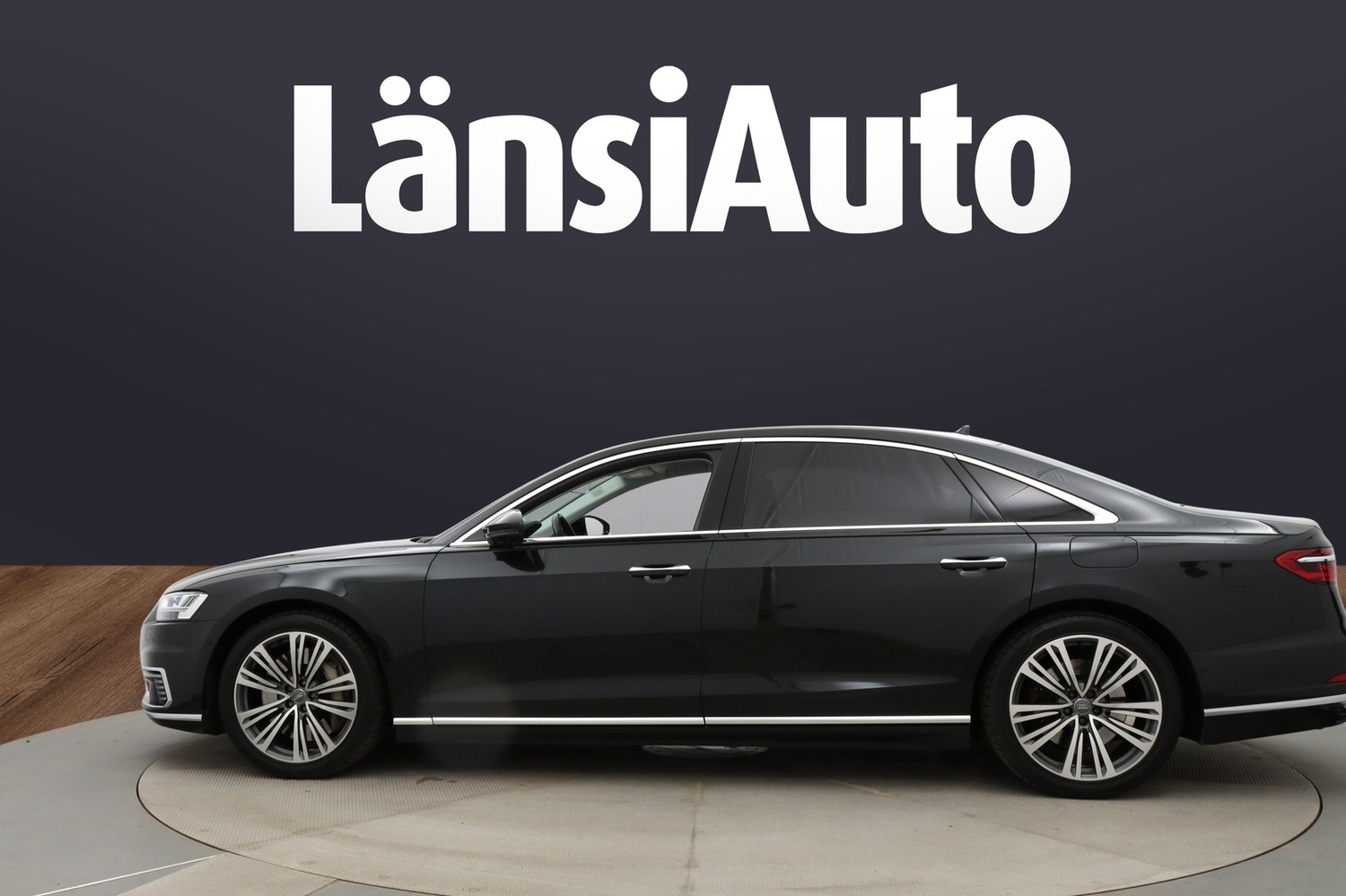 Audi A8 vaihtoauto