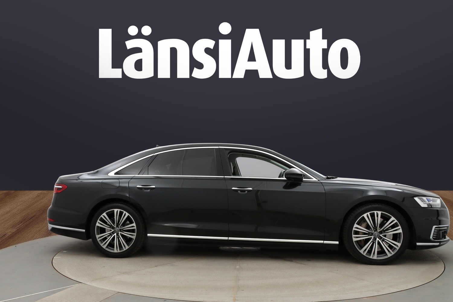 Audi A8 vaihtoauto