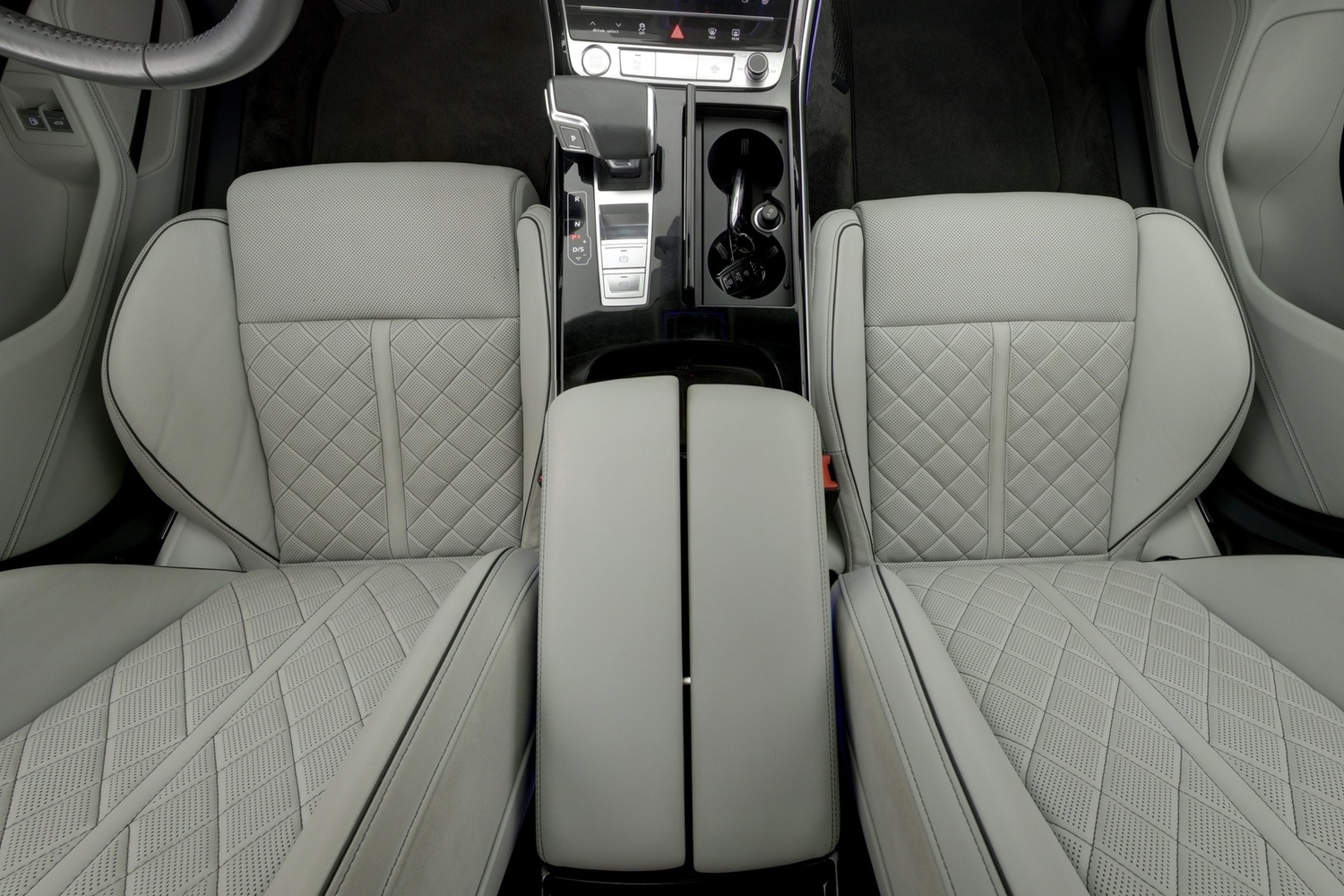 Audi A8 vaihtoauto