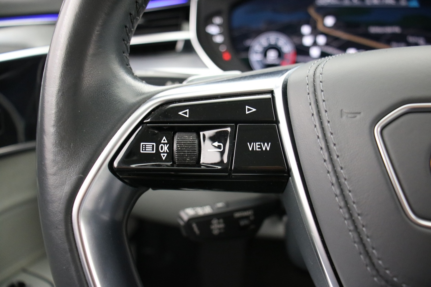 Audi A8 vaihtoauto