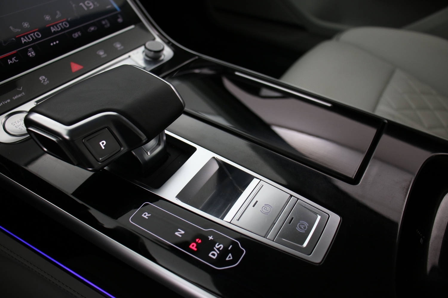 Audi A8 vaihtoauto