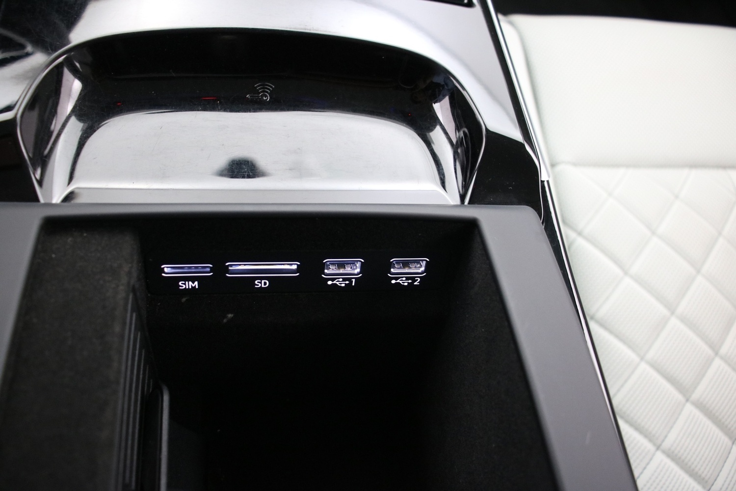 Audi A8 vaihtoauto