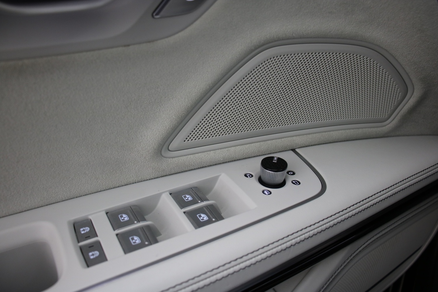 Audi A8 vaihtoauto