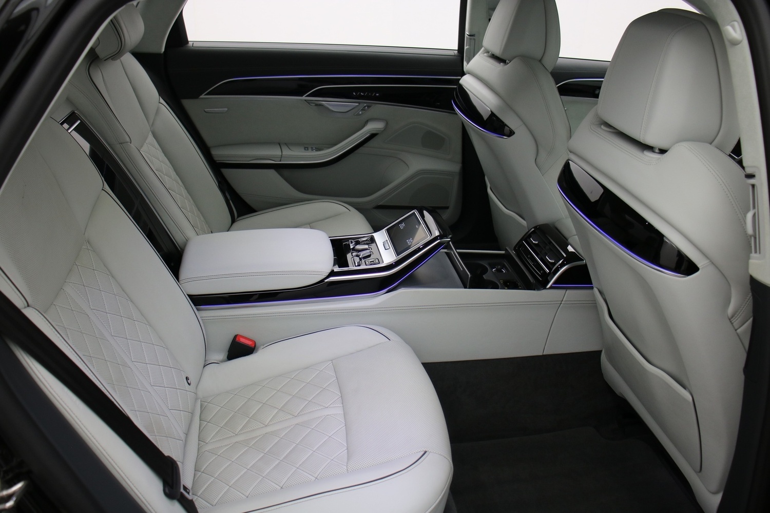 Audi A8 vaihtoauto